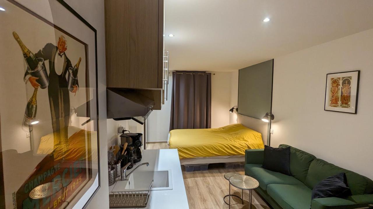 Le Petit Meslier, 15 Min Cathedrale - Old Town Apartment Reims Exterior foto